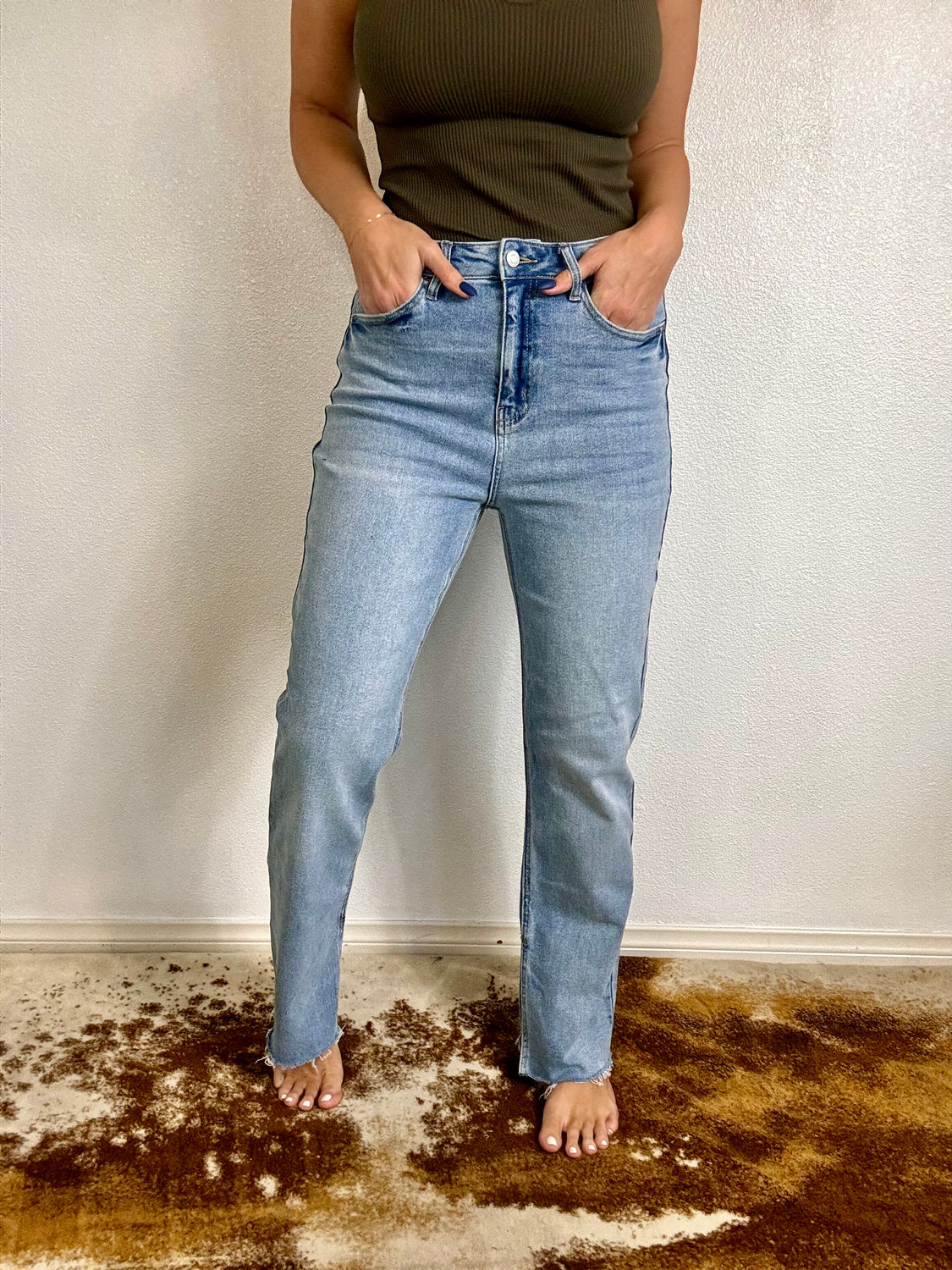 Straight Splits Cello Jeans