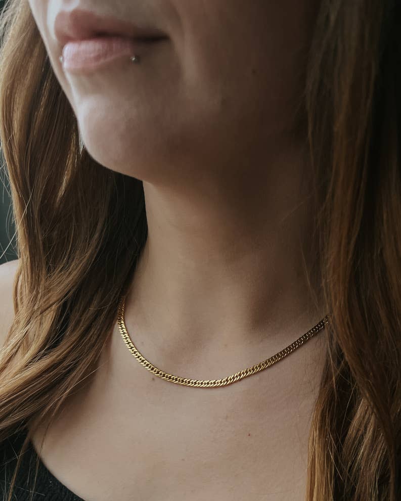Della Cable Snake Everyday Chain Necklace