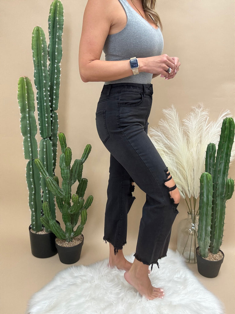 Eco Straight Distressed Crop Jeans