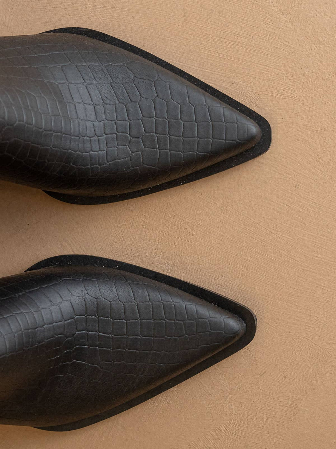 The Miley Black | Alligator Print Pointed Toe Bootie