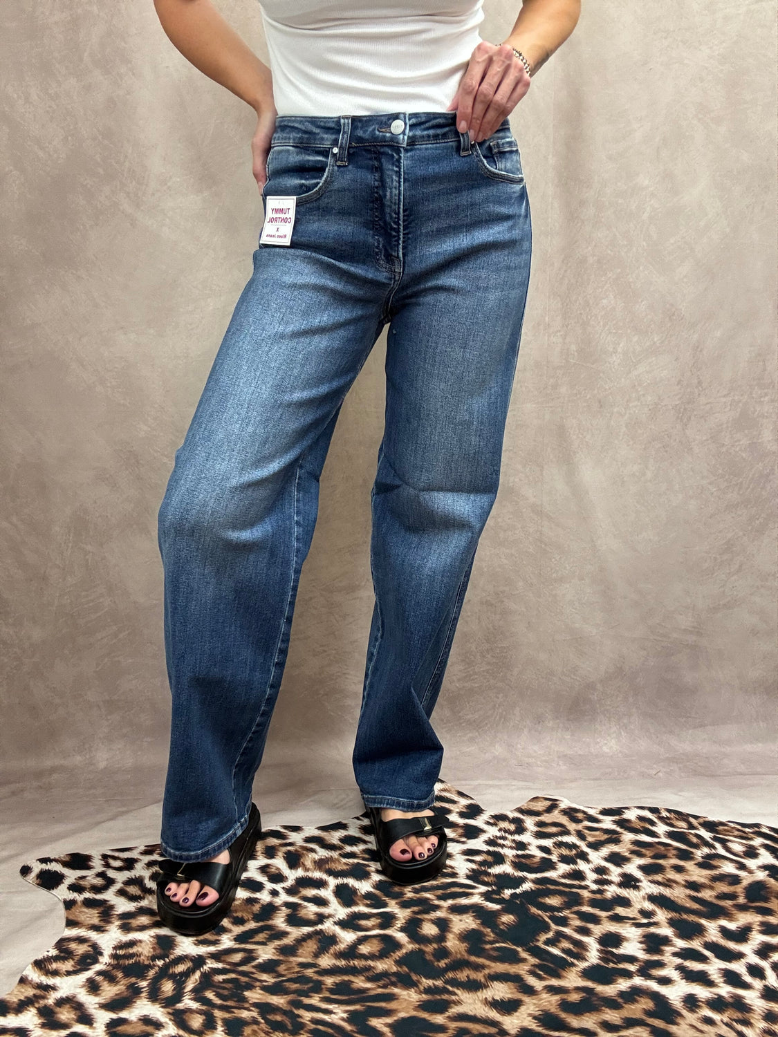 Lainey Wide Baggy Risen Jeans