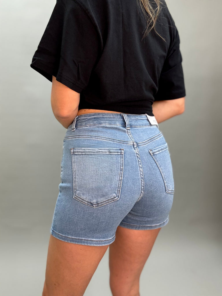 Madrè Stretch Light Wash Shorts