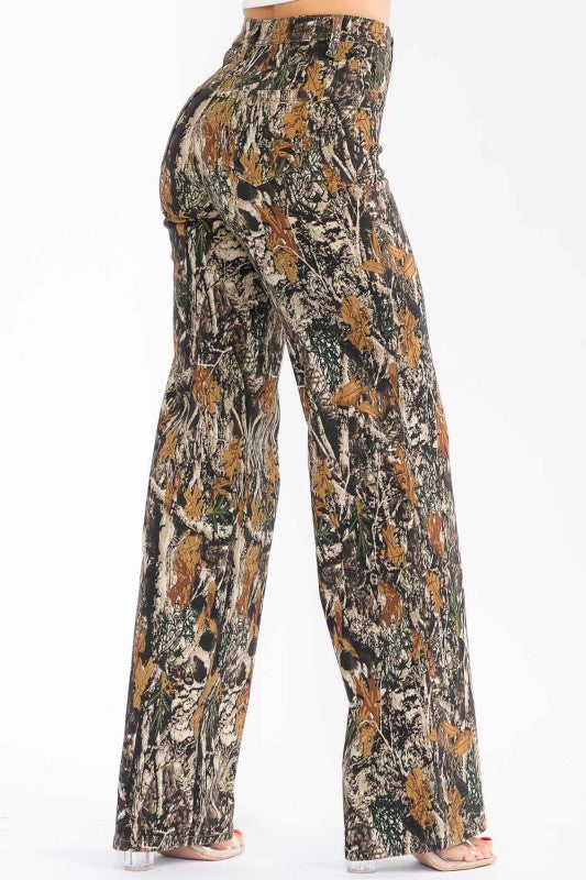 Huntress Camo Straight Leg Pants
