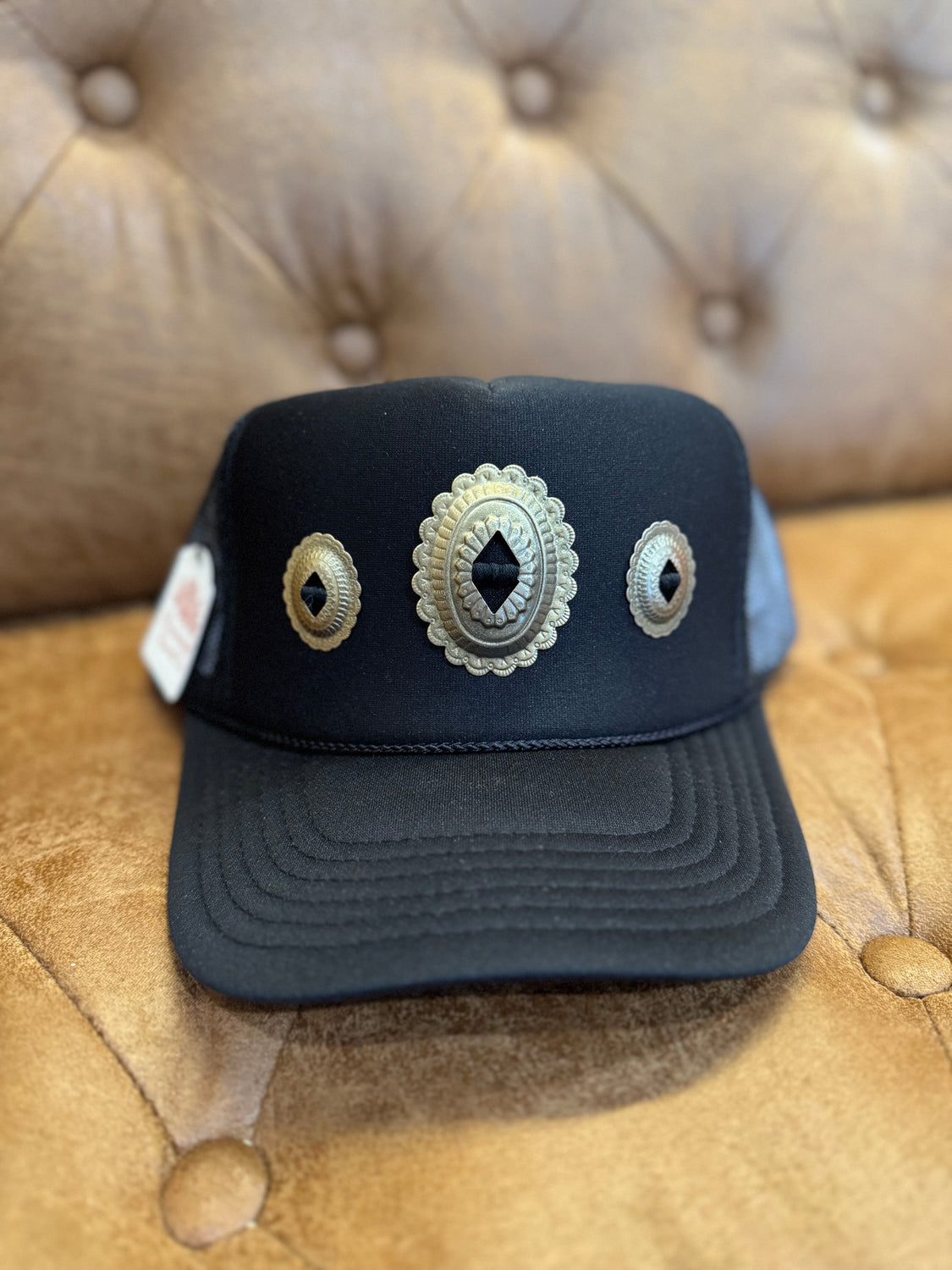 Très Concho Trucker Hat