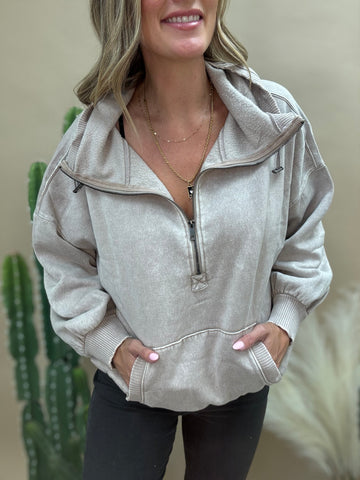 Mesa Latte Acid Washed Sweatshirt