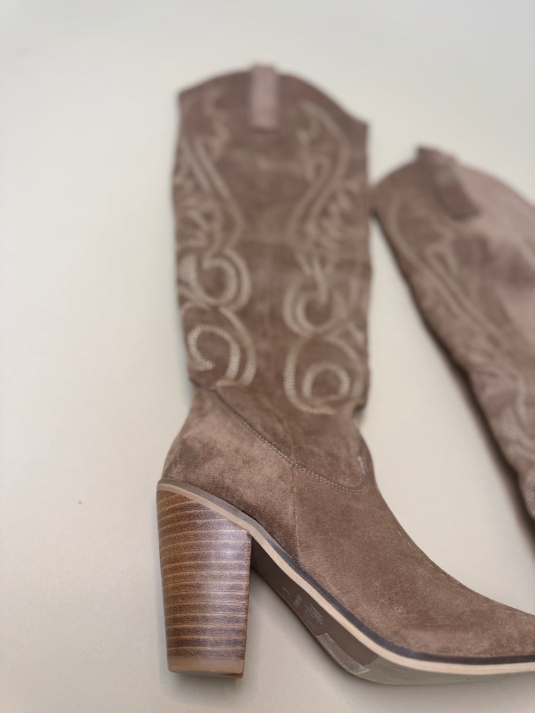Madison Ultra High Toffee Cowboy Boot