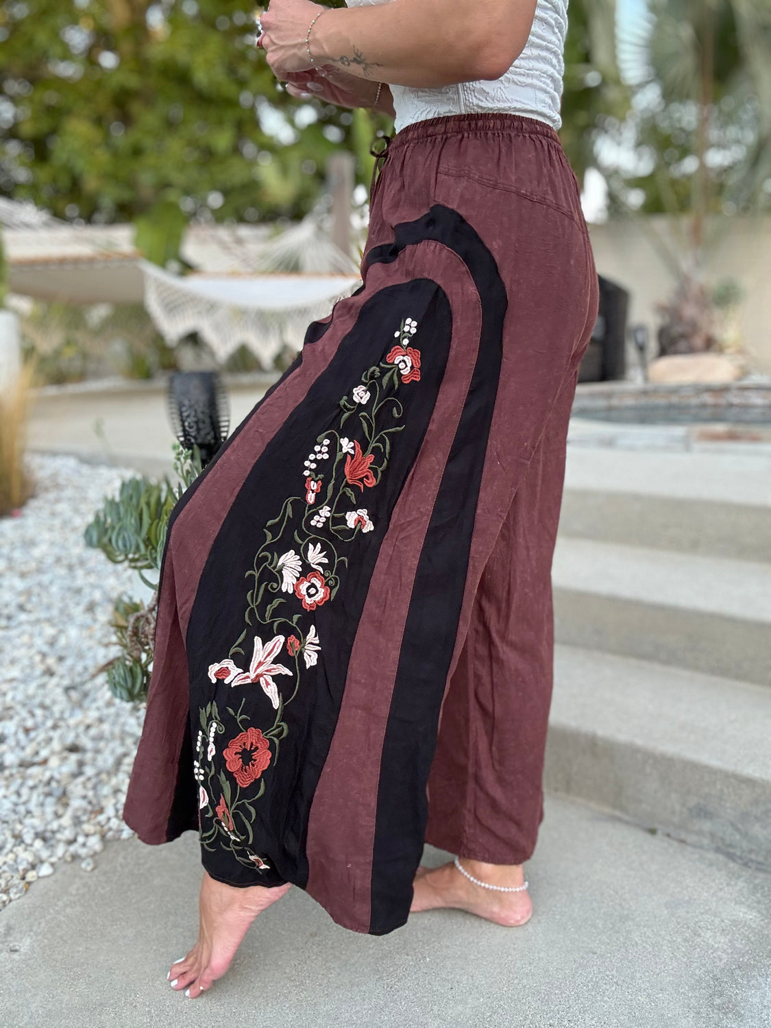 Wilder Embroidered Flow Pant