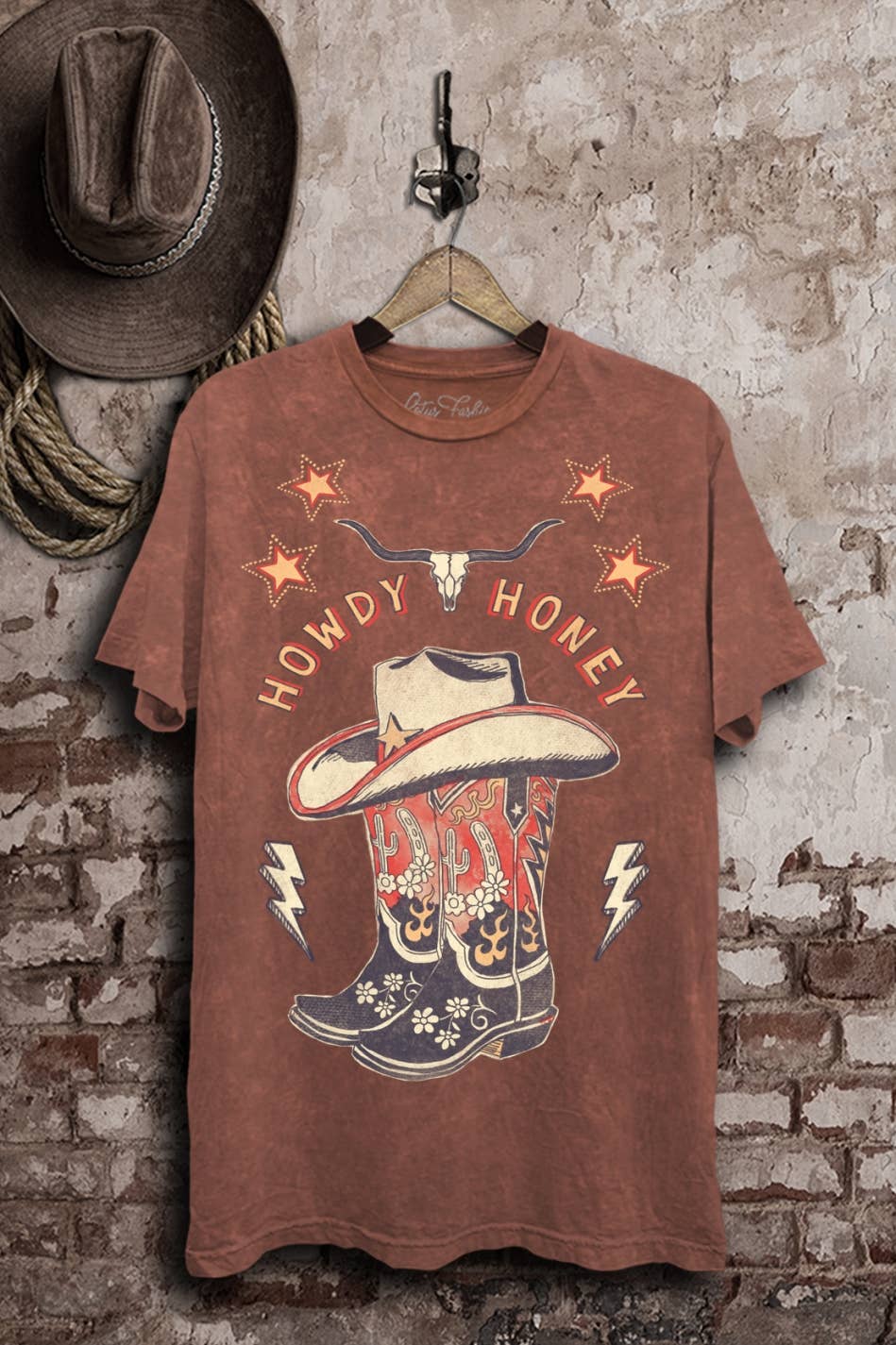 Howdy Honey Graphic T-Shirt