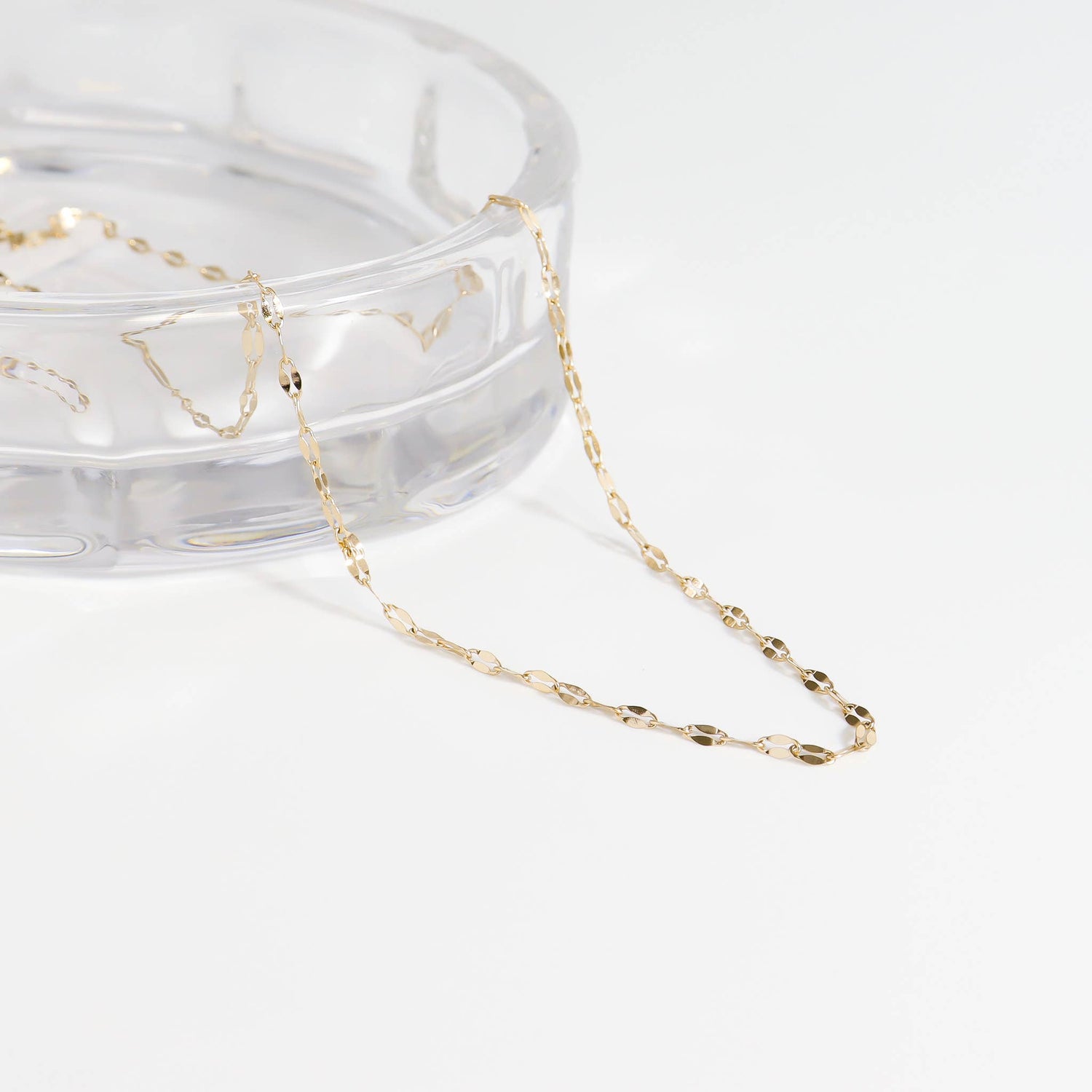 Glimmer 16" Chain Necklace