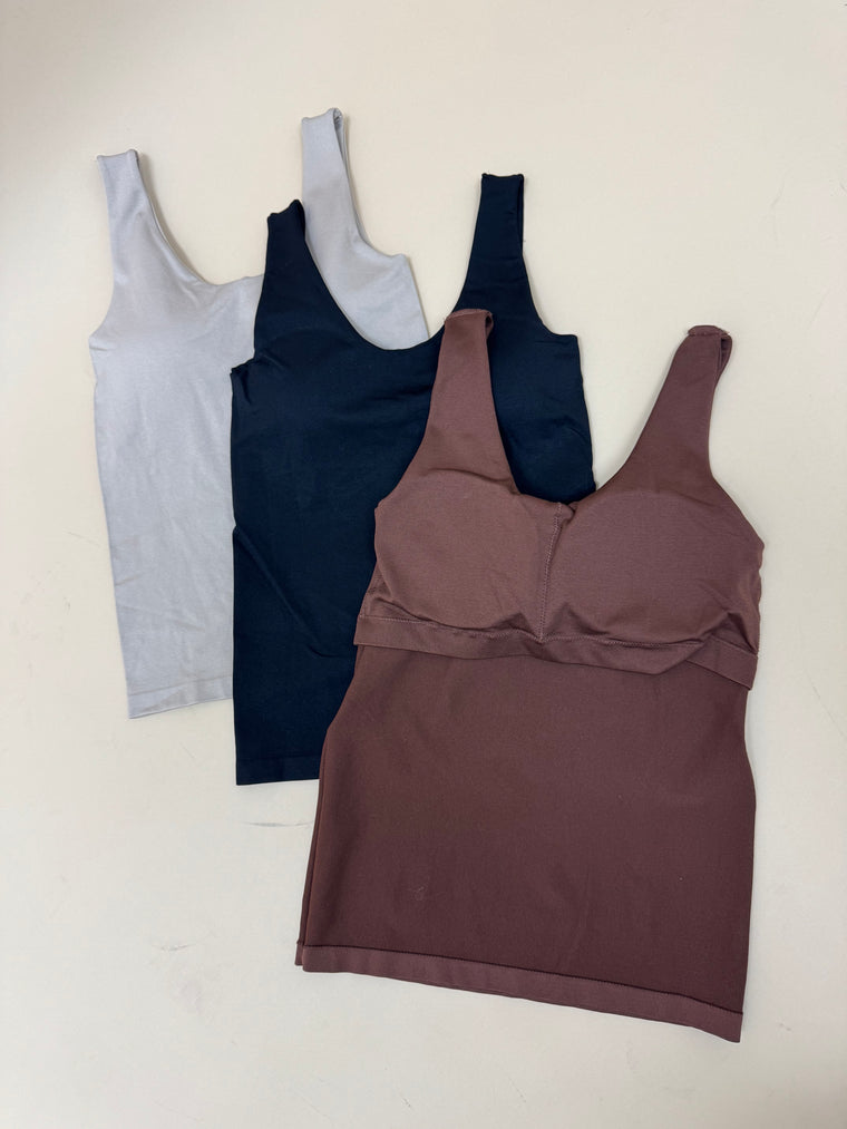 Dana Seamless Built In Bra Cups Tank