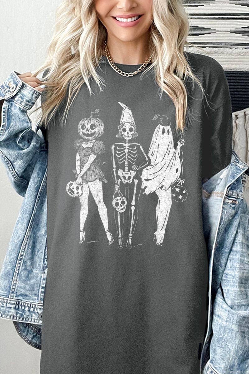 Skeleton Besties Graphic Tee