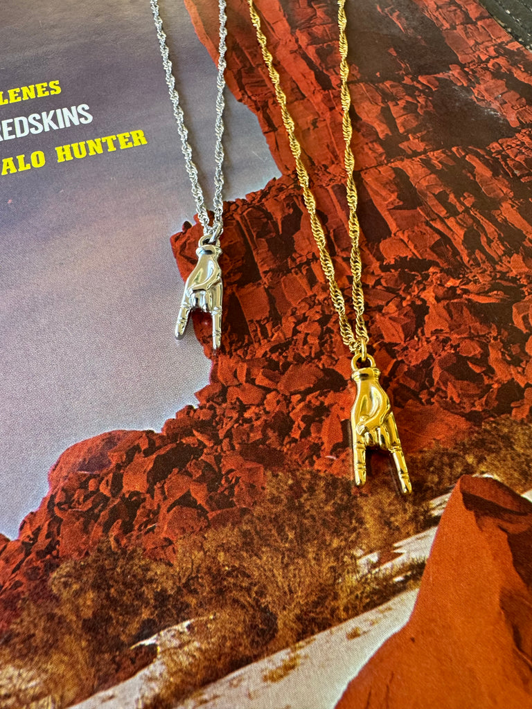 Rock On Twist Chain Necklace