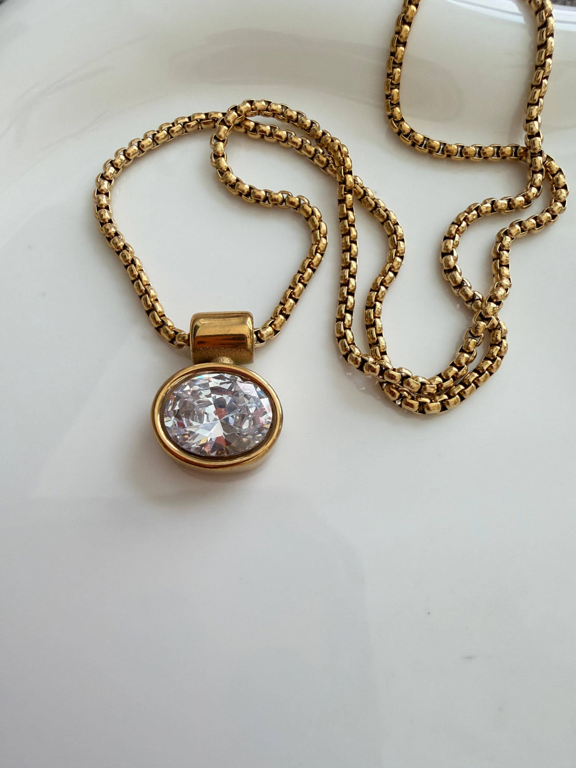 Chic Diamond Necklace