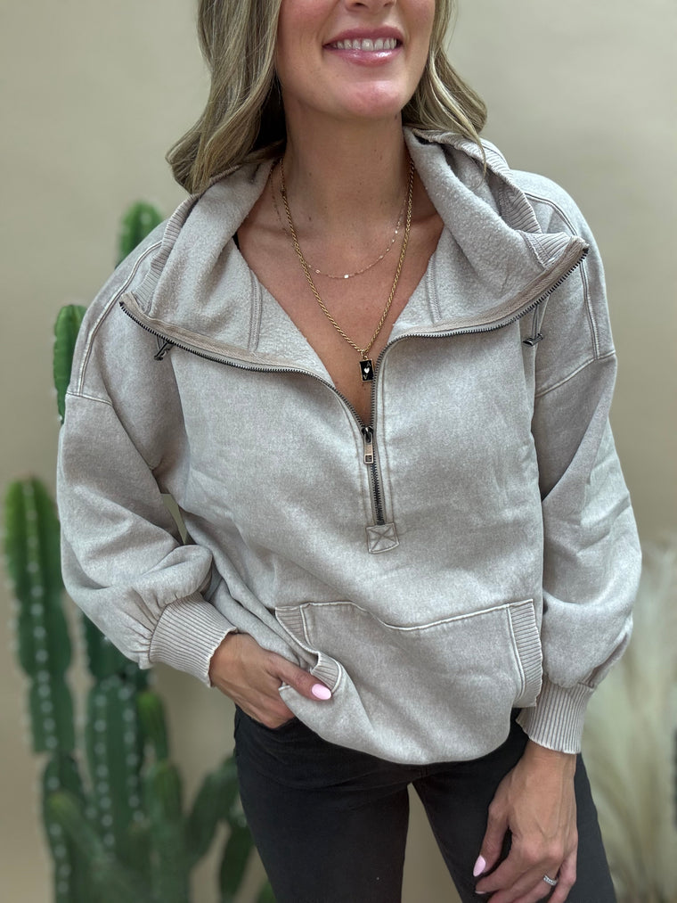 Mesa Latte Acid Washed Sweatshirt
