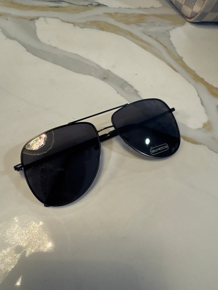 All Black Aviator Sunglasses