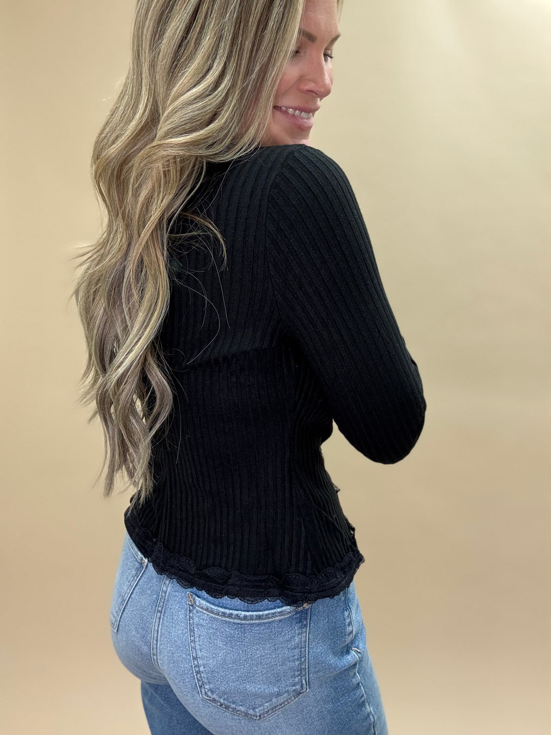 Lace Trim Button Knit Top