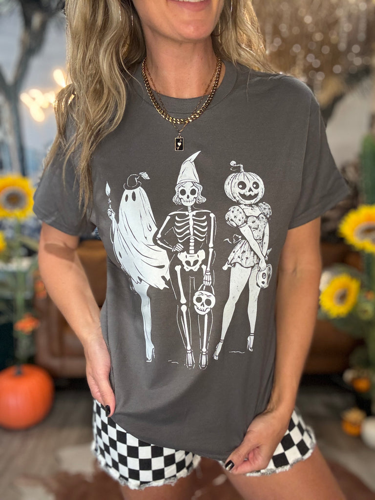 Skeleton Besties Graphic Tee