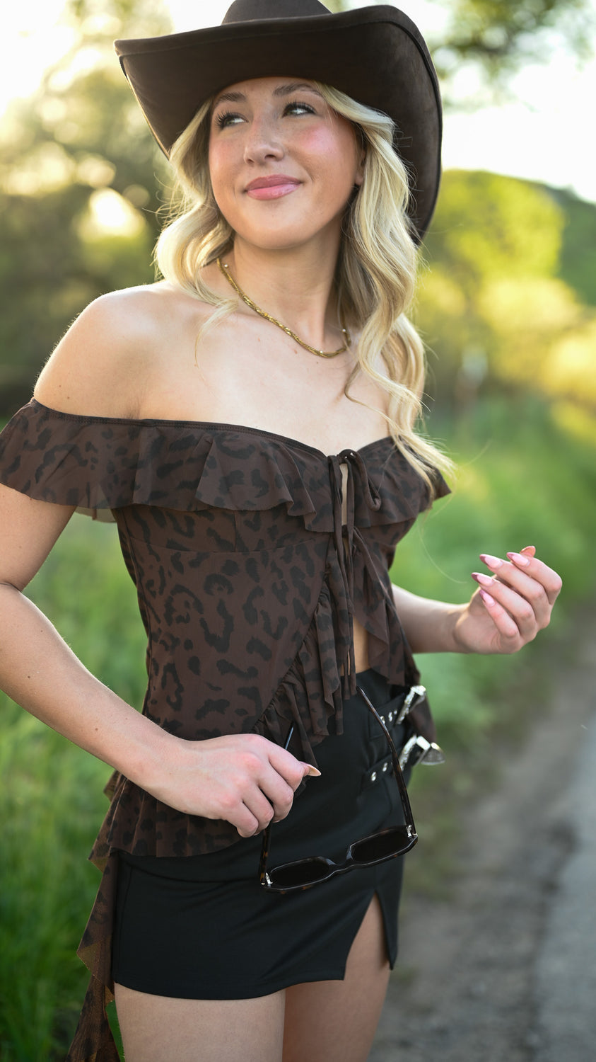 Off The Shoulder Ruffle Leopard Top