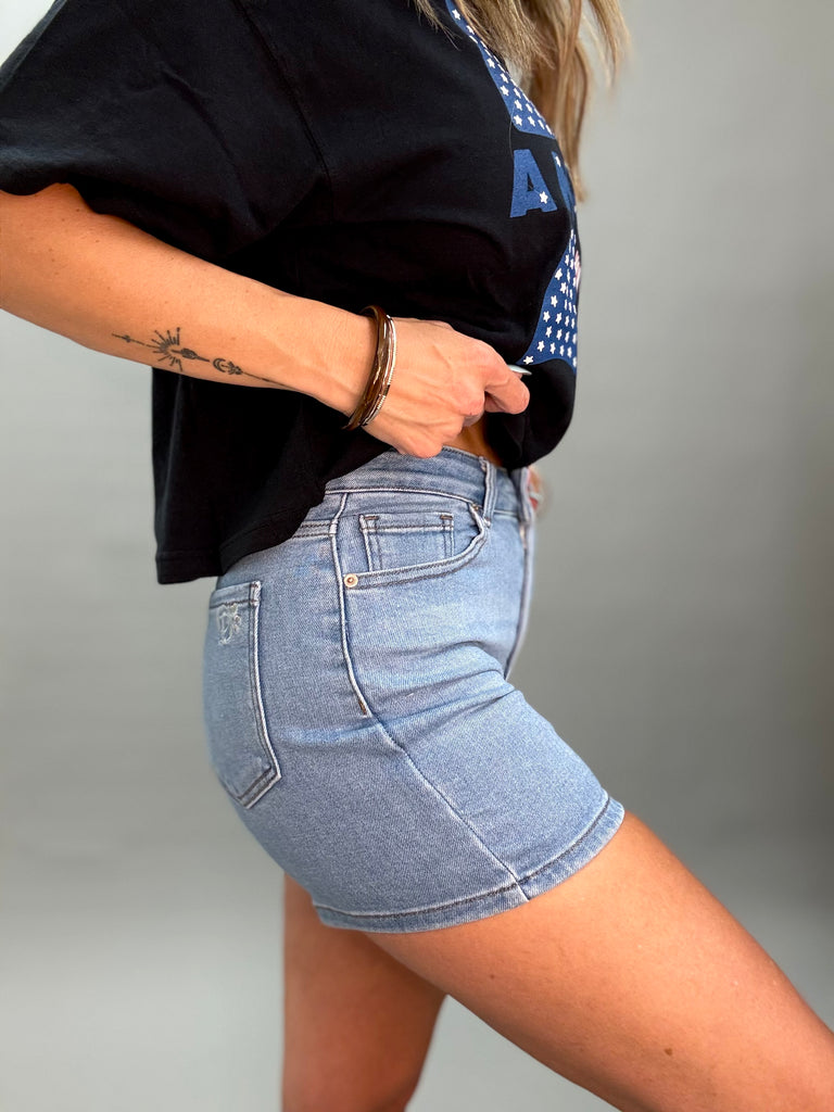 Madrè Stretch Light Wash Shorts
