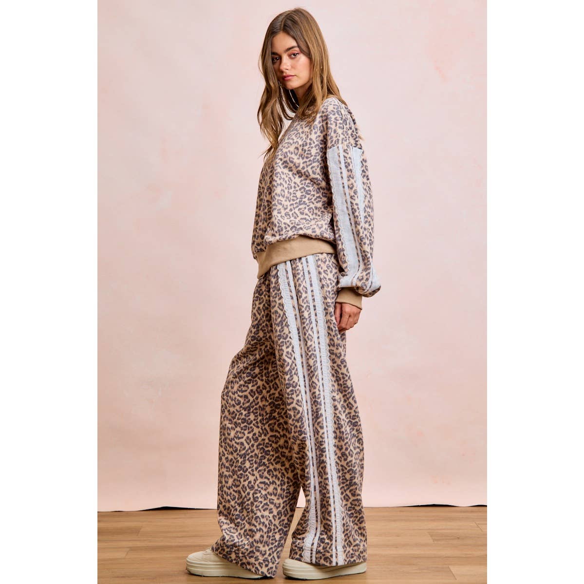 LEOPARD FRENCH TERRY LACE CONTRAST SWEATPANTS