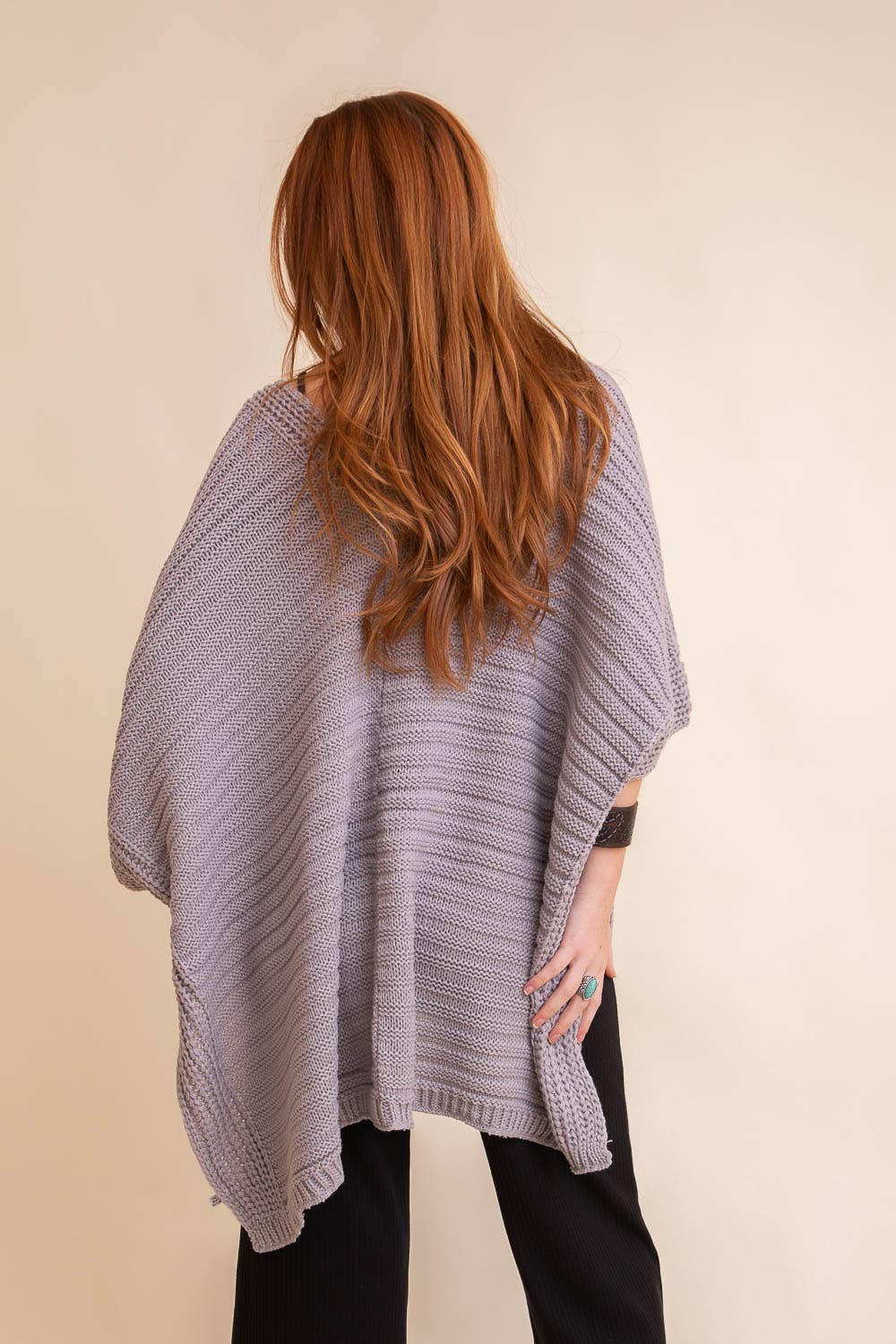 Fashionable Ridged Rib Knit Ruana – Perfect for Autumn 🍁