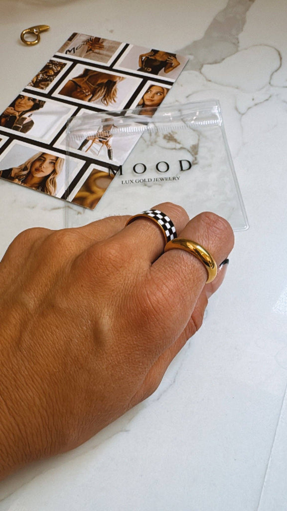 Check Mate Ring