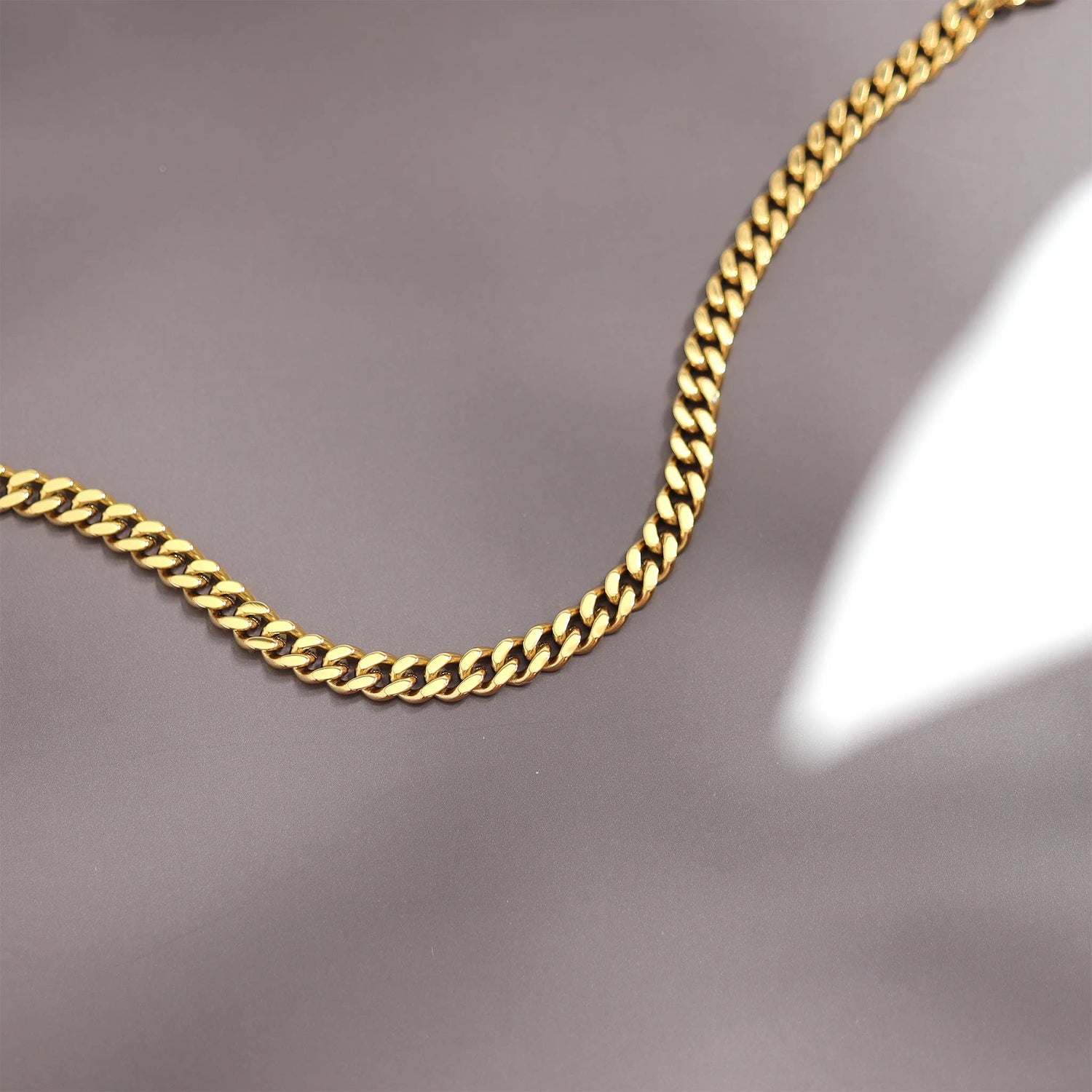 Cut Curb Chain Bracelet